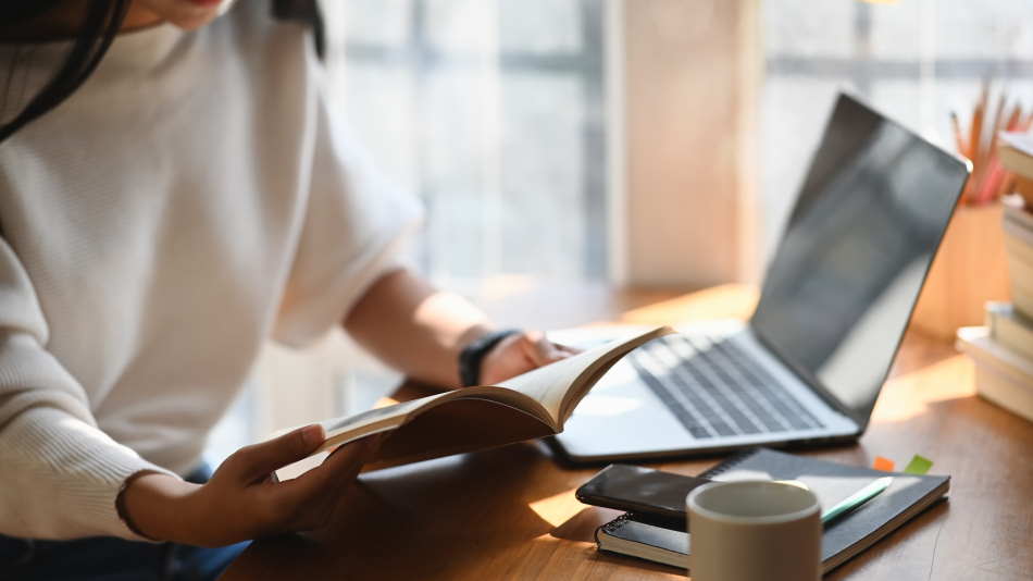 Clinician Articles Image